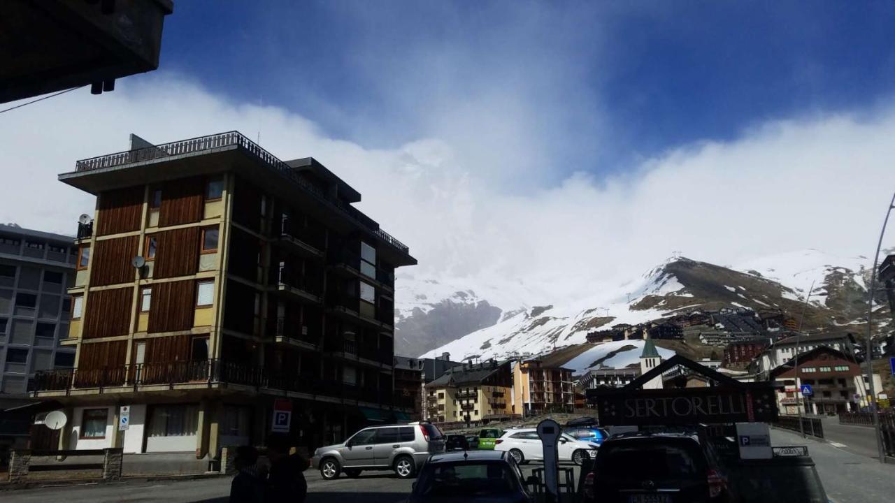 Homey Apartment In The Heart Of Cervinia Breuil-Cervinia Buitenkant foto